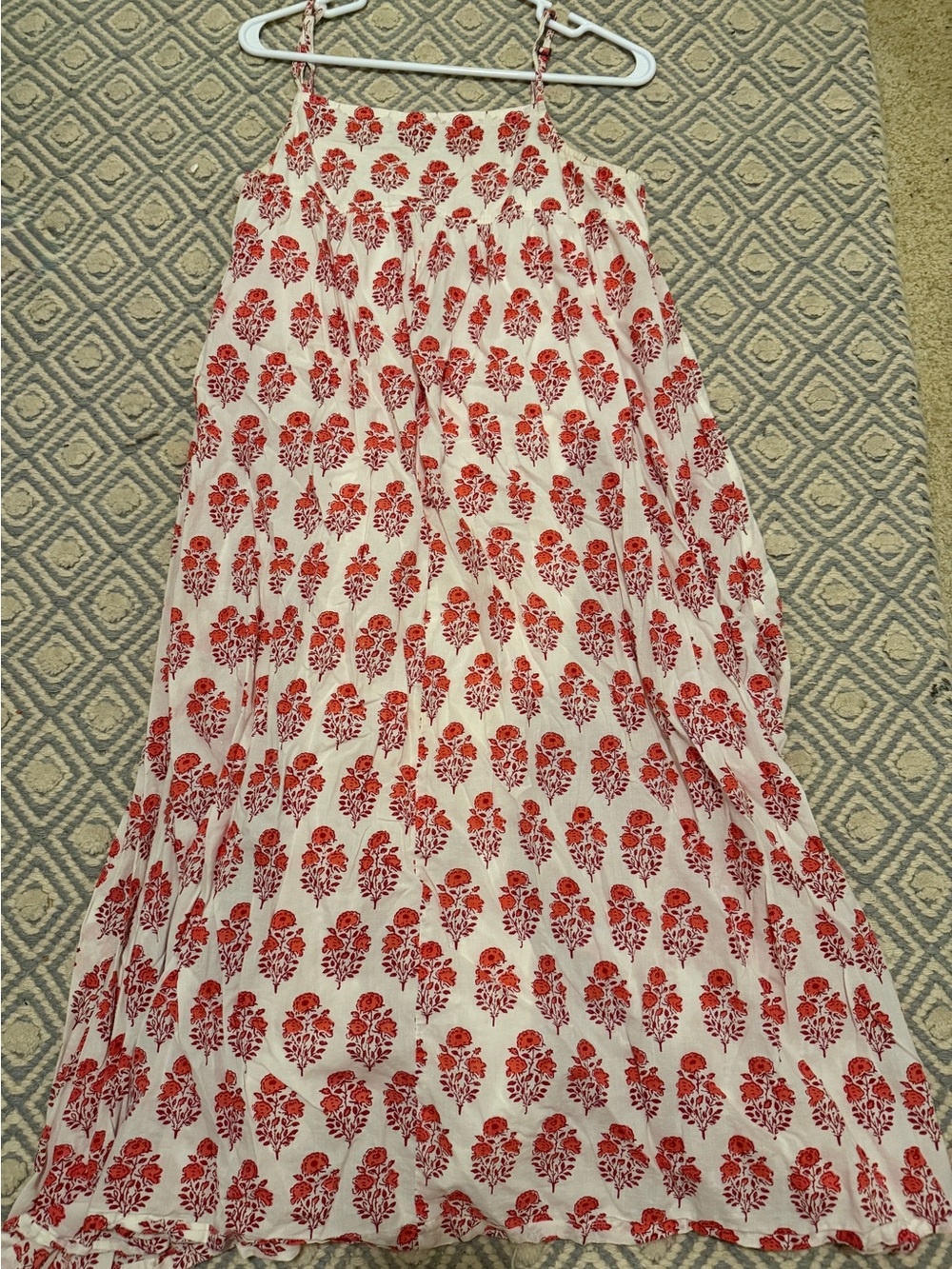 Pink Chicken Women's size medium White Maxi Dress with Red Floral Block Print